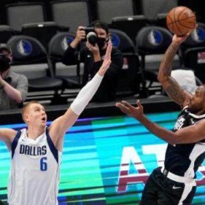 乐鱼体育下载-洛城双雄接近出局 当地球迷都已失去逆转信心？